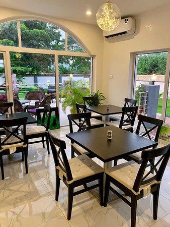 El's Kitchen And Restaurant